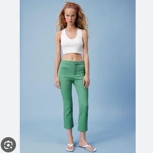 New Zara Highrise Mini Flare Cropped Pants Green & White